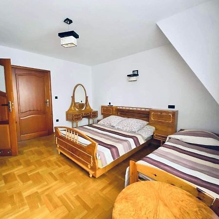 Pokoje Goscinne Letycja Bialy Dunajec Luaran gambar