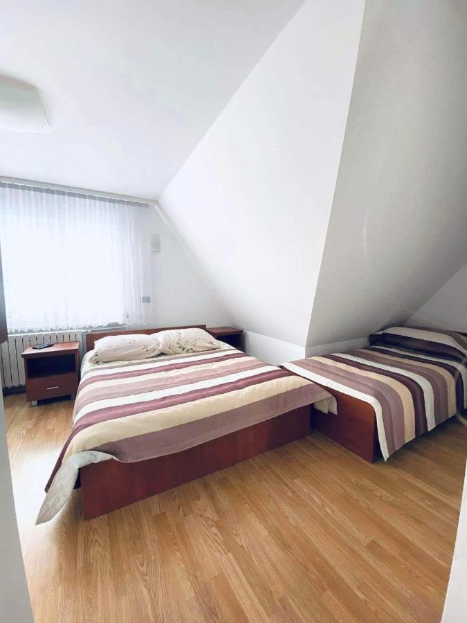 Pokoje Goscinne Letycja Bialy Dunajec Luaran gambar